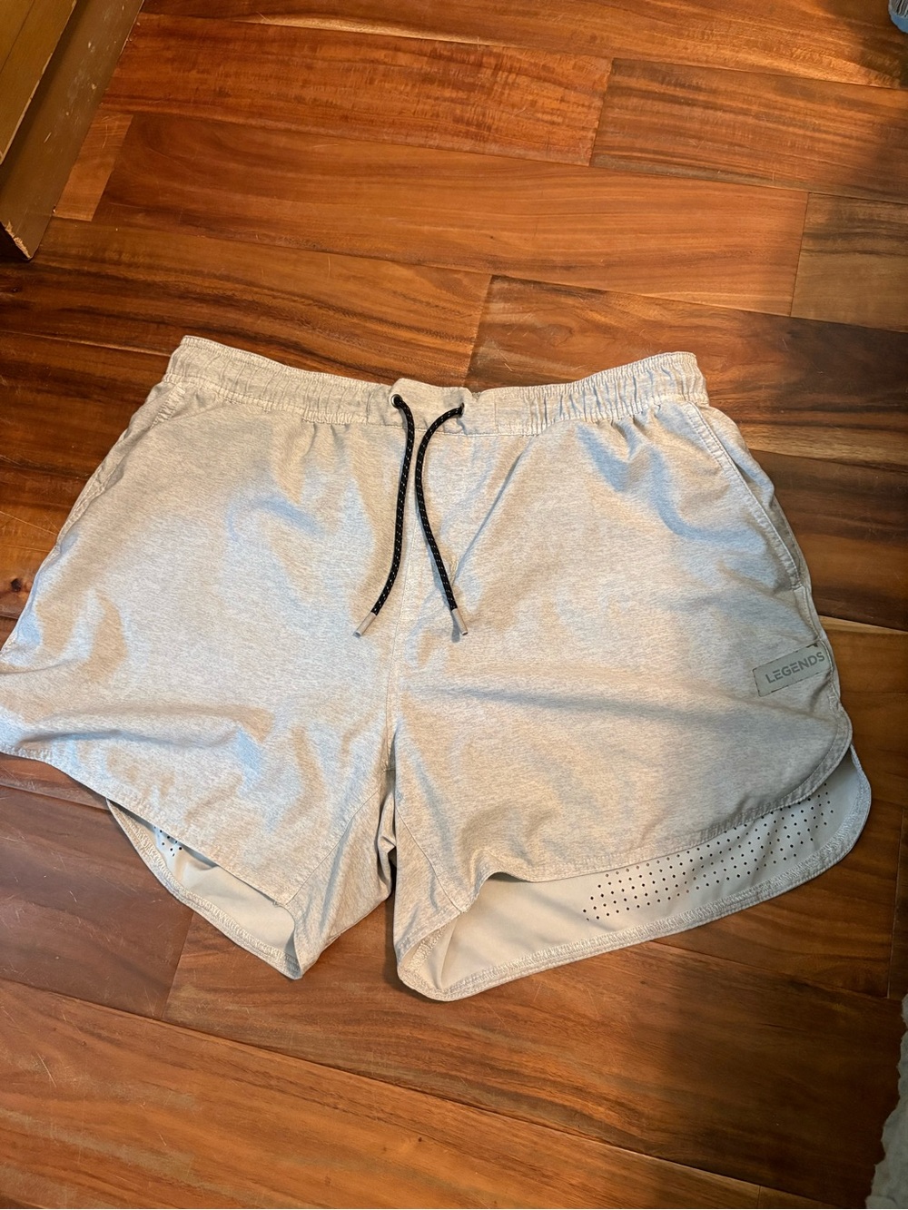 Legends Men’s Heather Gray Performance Running Shorts Size Medium Lined (0430)